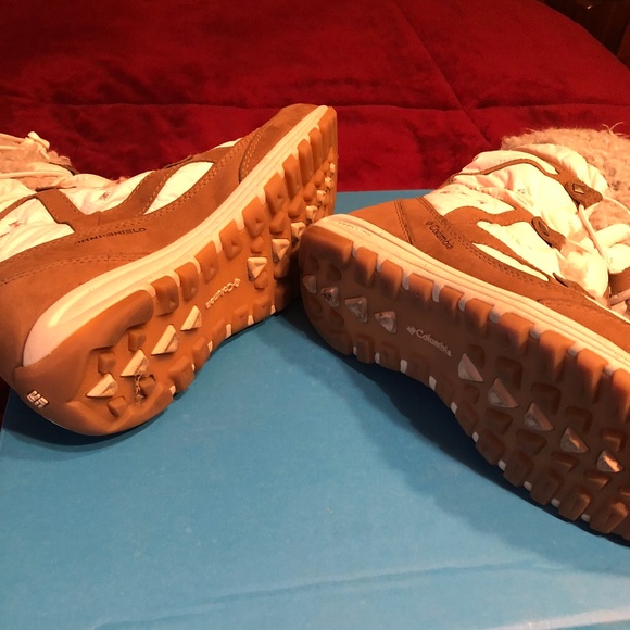 Columbia Snow Boots - Picture 4 of 5
